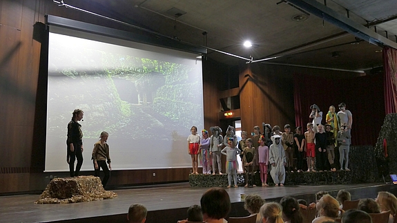 P1025203